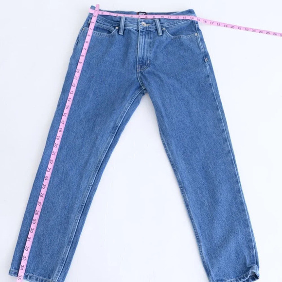 BDG Mid-Wash Straight Leg Denim Jeans  Size 29/30 - Picture 1 of 11
